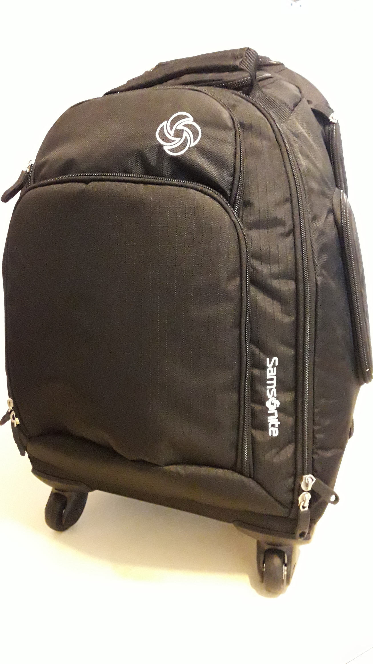 samsonite wheeled computer backpack